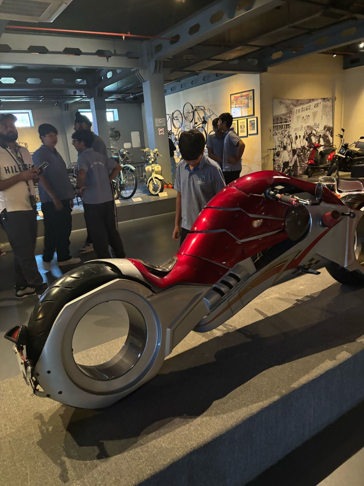 Exploring Automotive History: Visit to the Vintage Car Museum