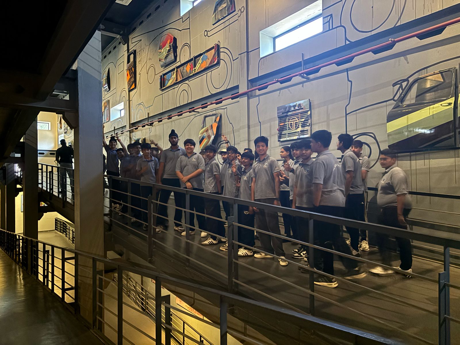 Exploring Automotive History: Visit to the Vintage Car Museum