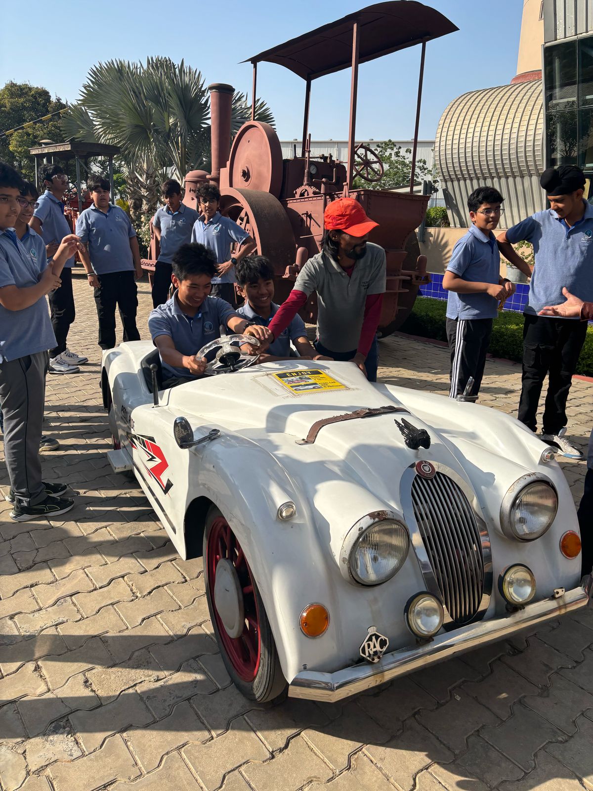 Exploring Automotive History: Visit to the Vintage Car Museum