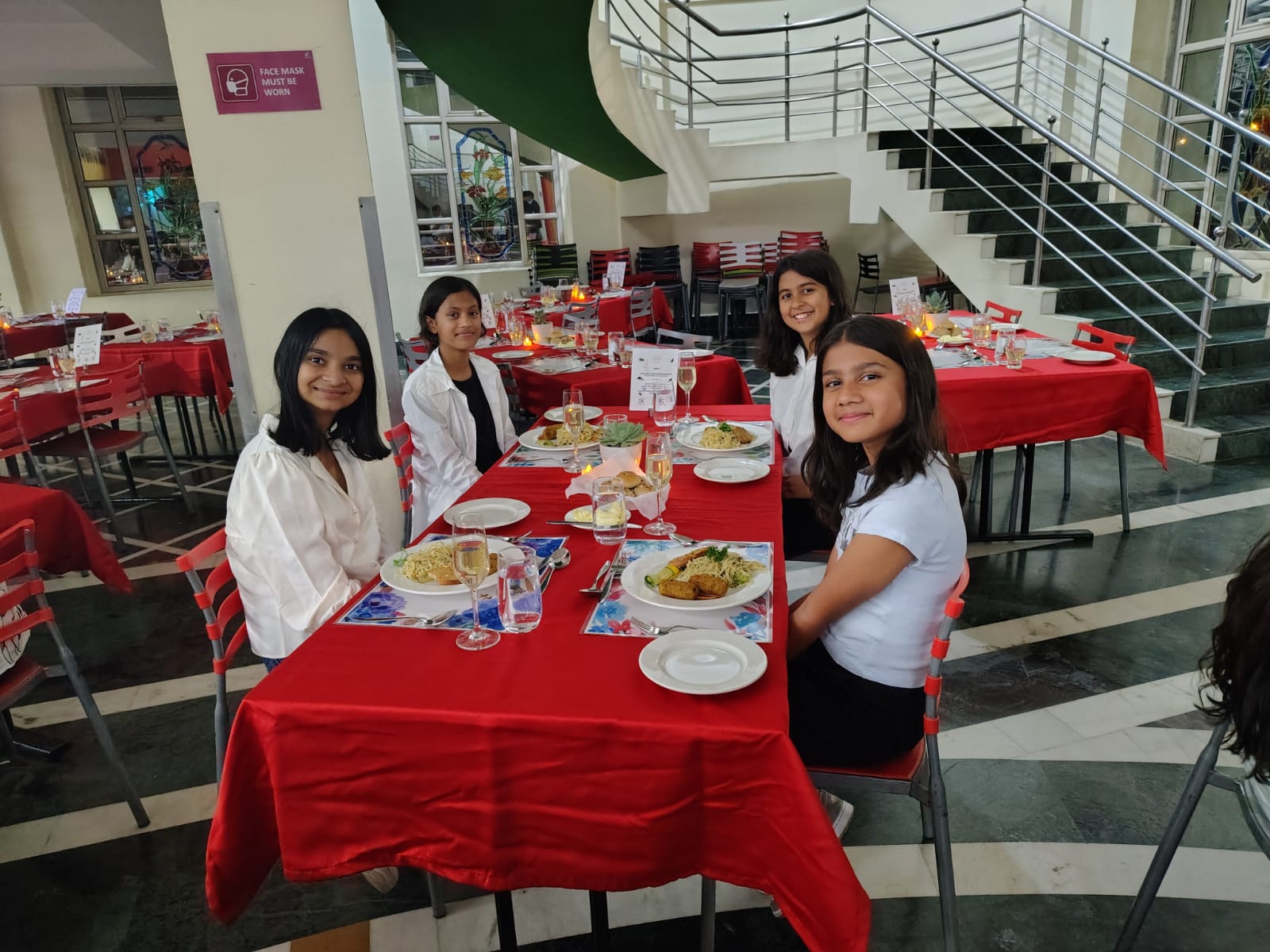 A Night to Remember: Formal Dinner with Style and Flavour