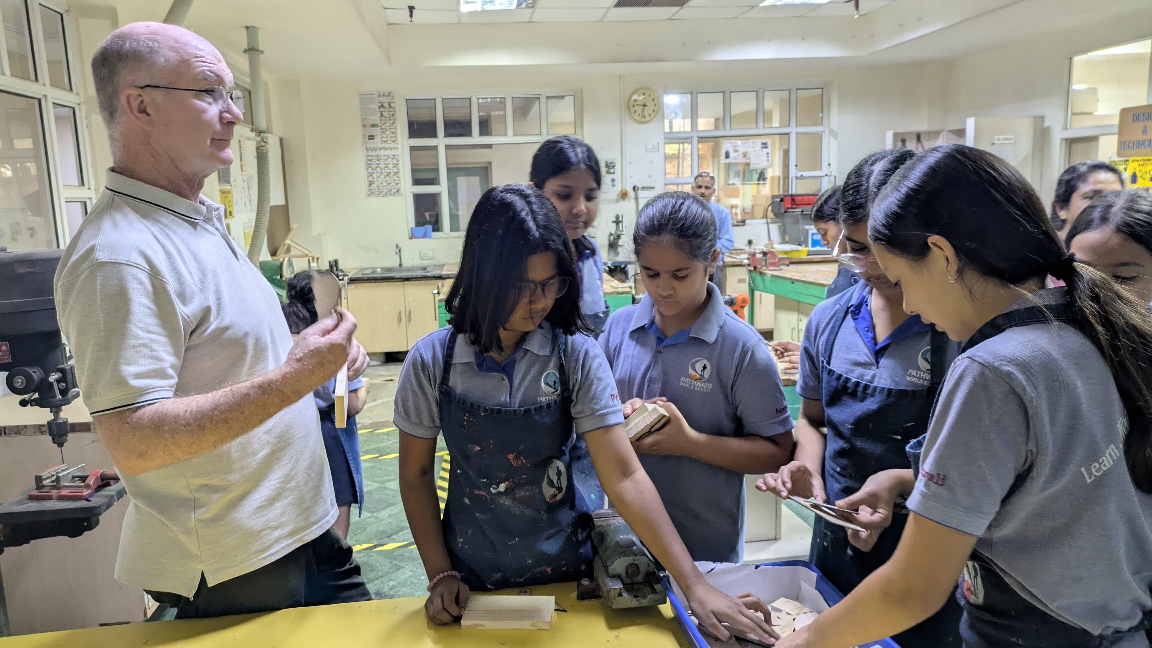 Crafting Creativity: Pencil Stand Project in Han’s DT Session